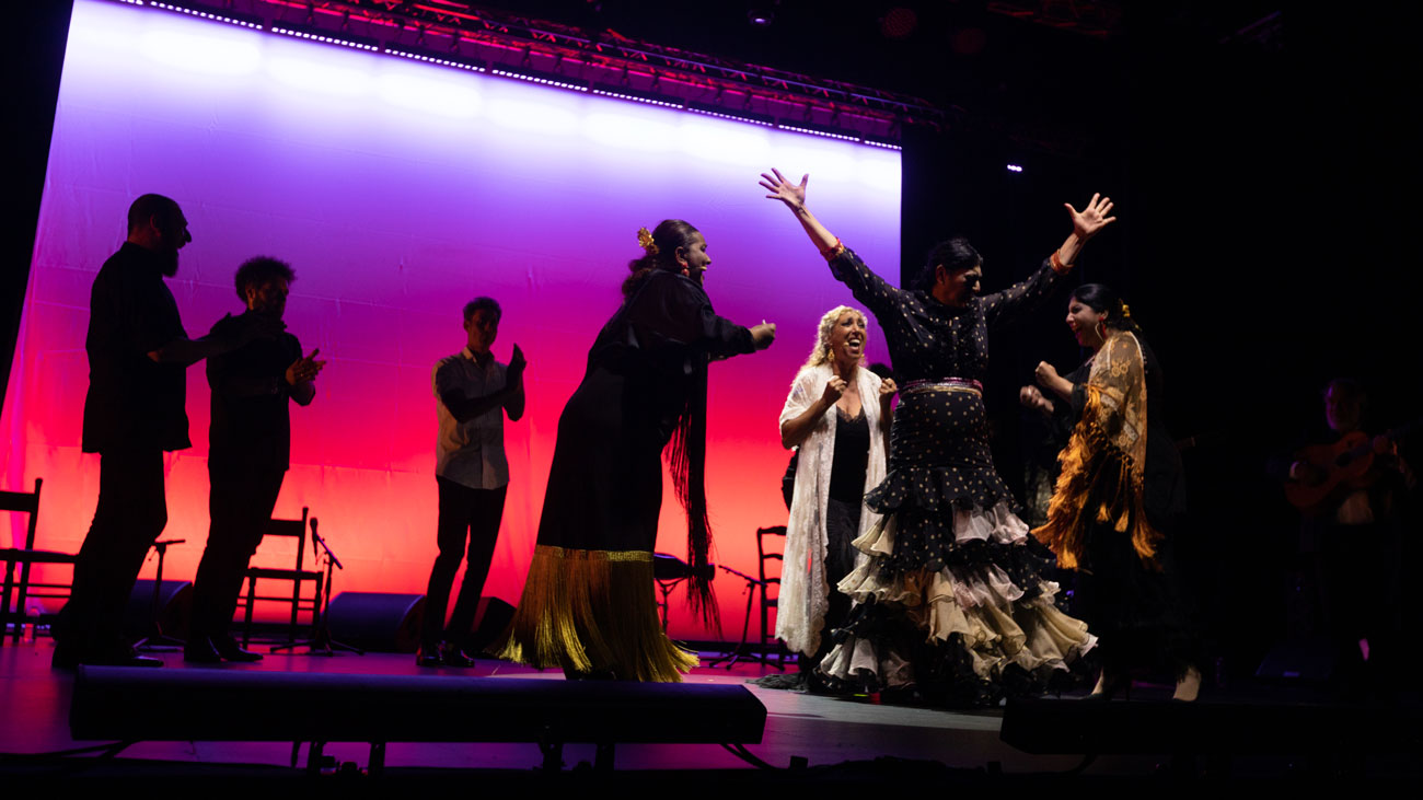 Pour Arte Flamenco, trois grandes chanteuses ont accompagné la diva de la danse : Esperanza Fernández, La Tana et sa propre fille, Samara Carrasco © S. Zambon | Dpt 40